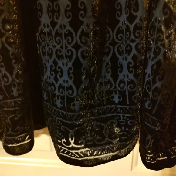 🐦 Beautiful Max Studio Flocked Velvet Scrolled Damask Camisole Tank Blouse - XL - Picture 14 of 16